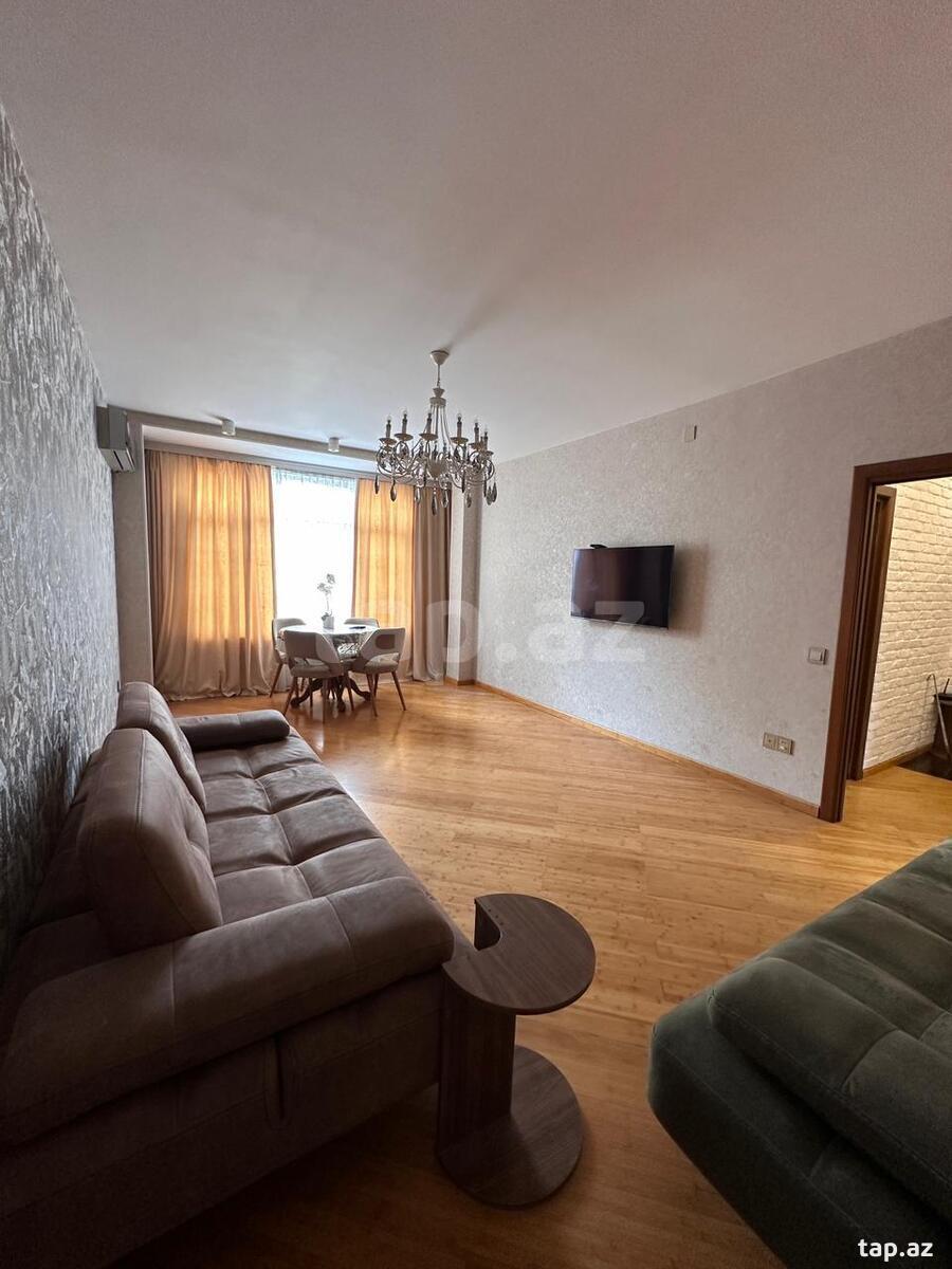 2-otaqlı mənzil, Əhməd Cəmil küç., 75 m²
