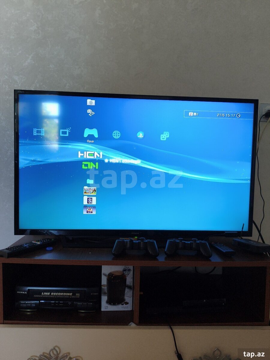 Sony PlayStation 3 320GB (2)