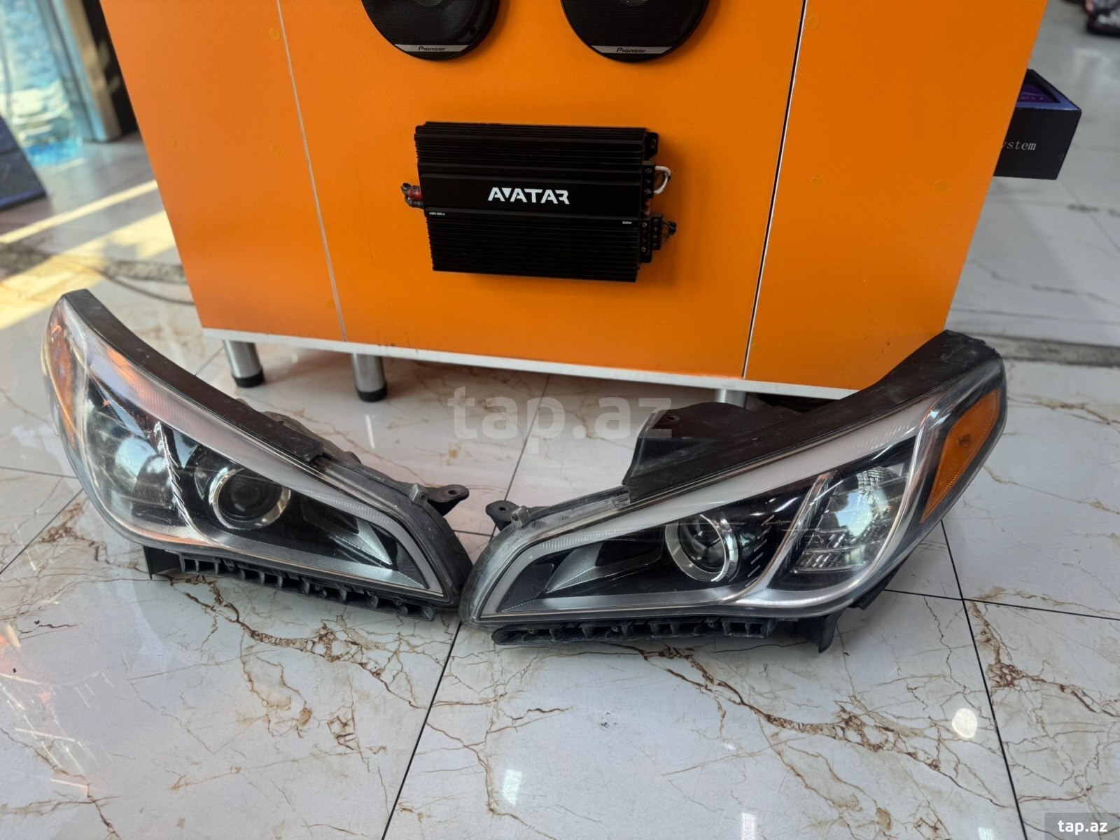 Hyundai Sonara faraları