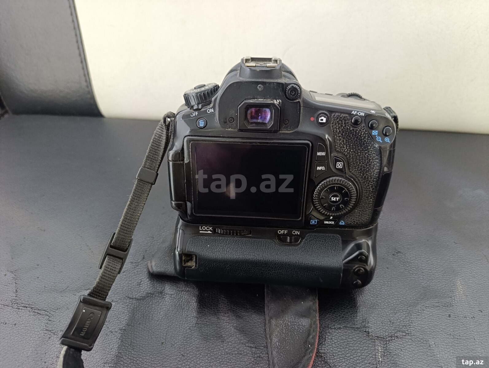 Fotoaparat Canon EOS 60D (2)