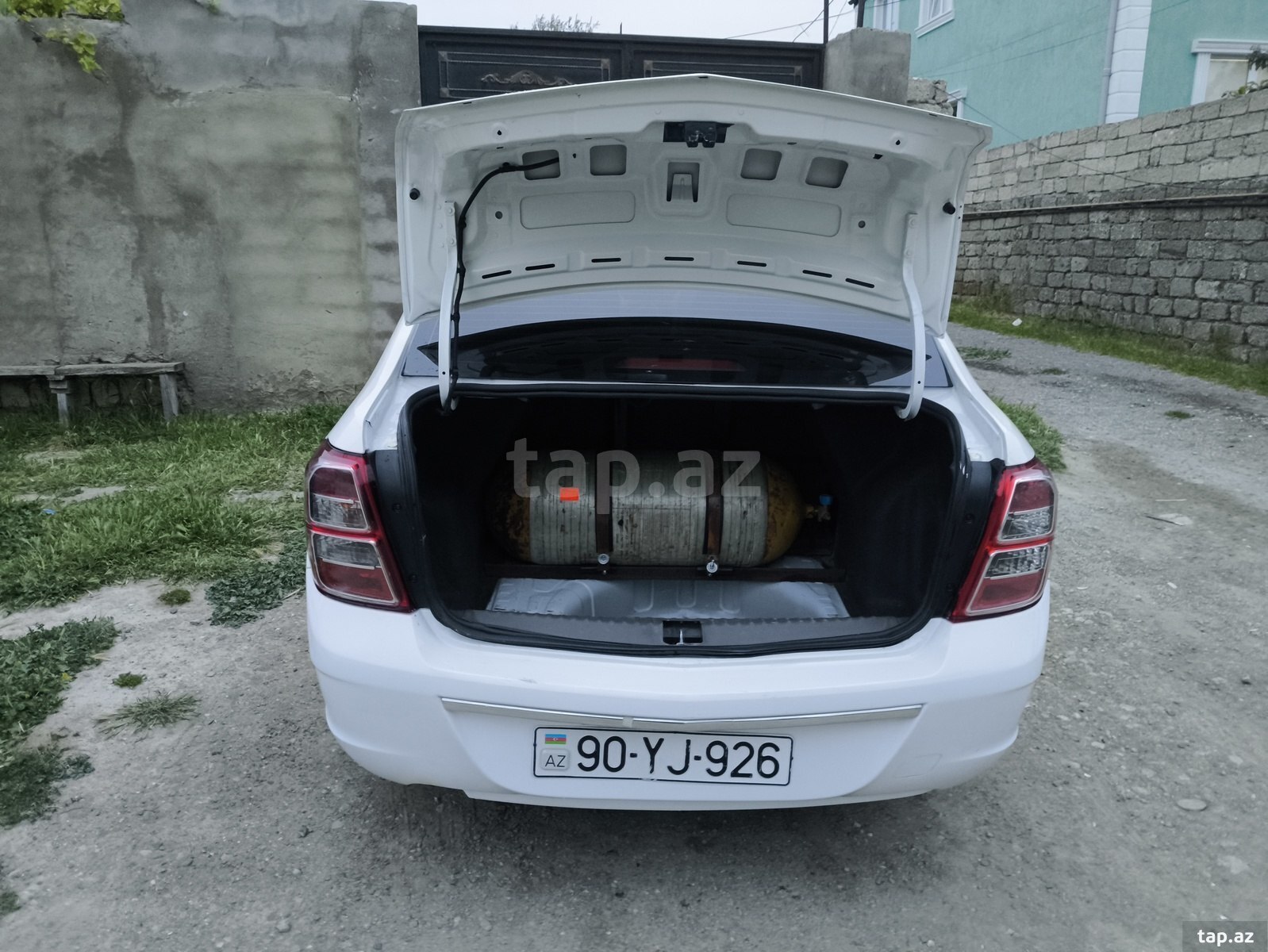 Chevrolet Cobalt, 2024 il (6)