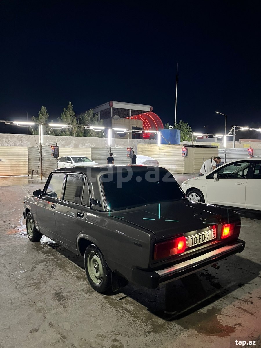 LADA (VAZ) 2105, 1988 il (2)