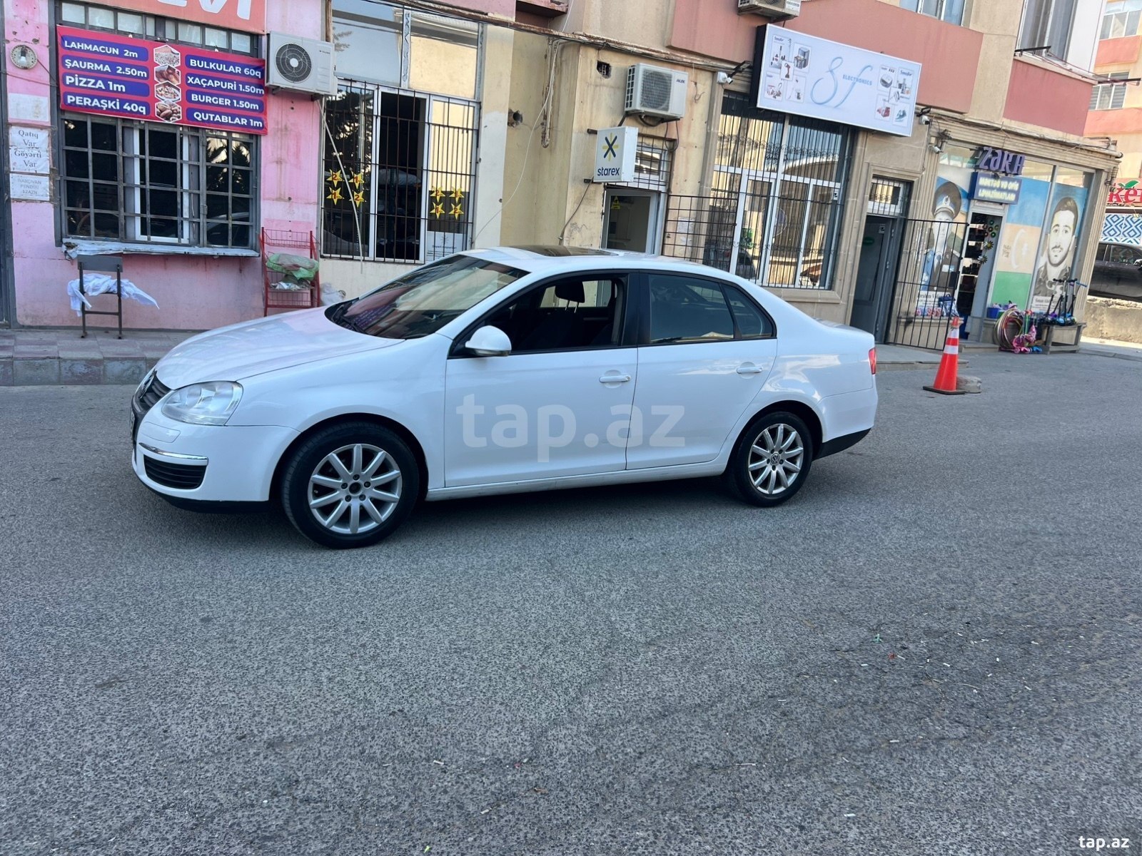 Volkswagen Jetta, 2010 il (8)