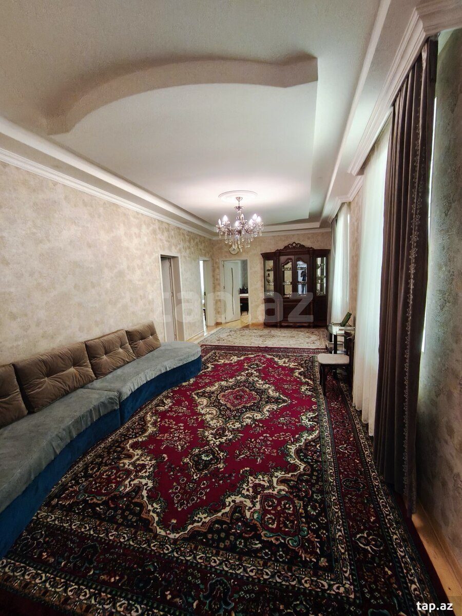 Həyət evi, Hökməli qəs. (12)