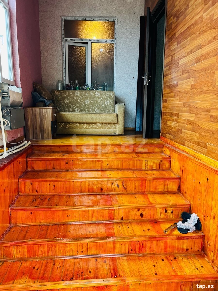 Həyət evi, Binəqədi şossesi (2)