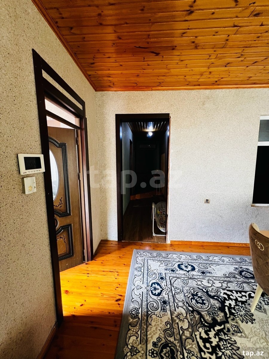 Həyət evi, Binəqədi şossesi (7)