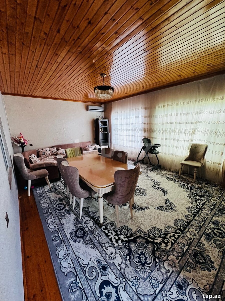 Həyət evi, Binəqədi şossesi (6)
