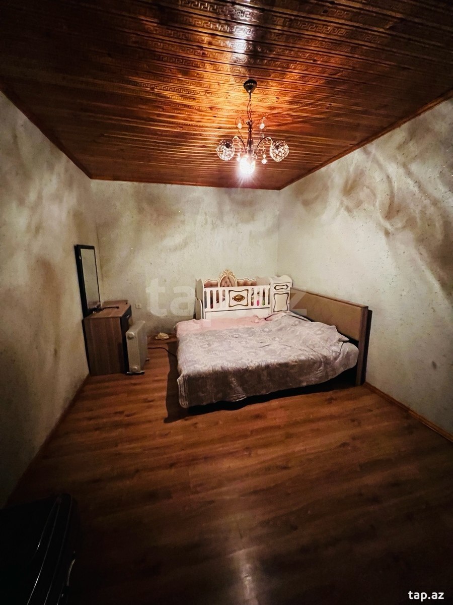 Həyət evi, Binəqədi şossesi (16)
