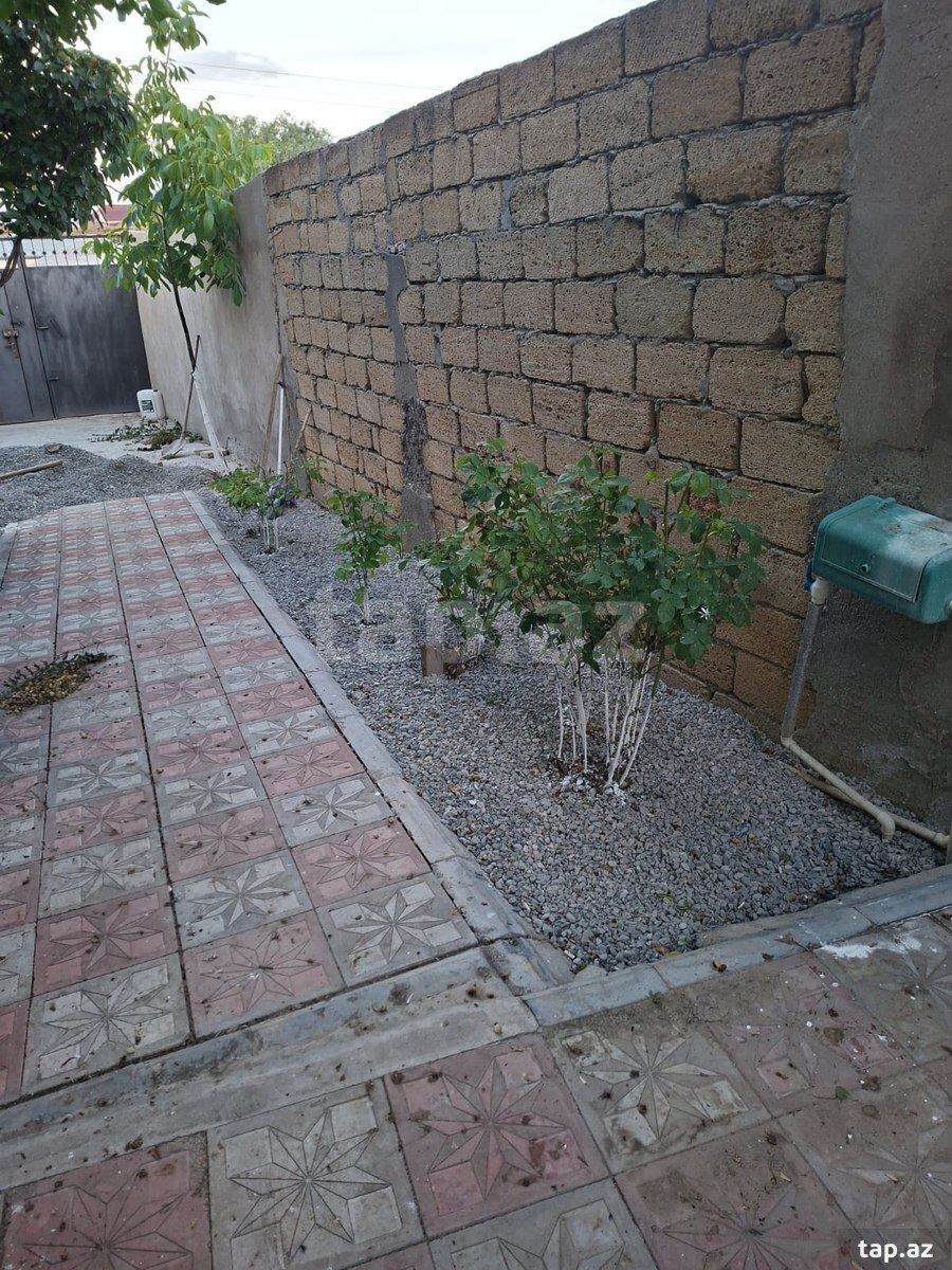 Həyət evi, Binəqədi şossesi (19)