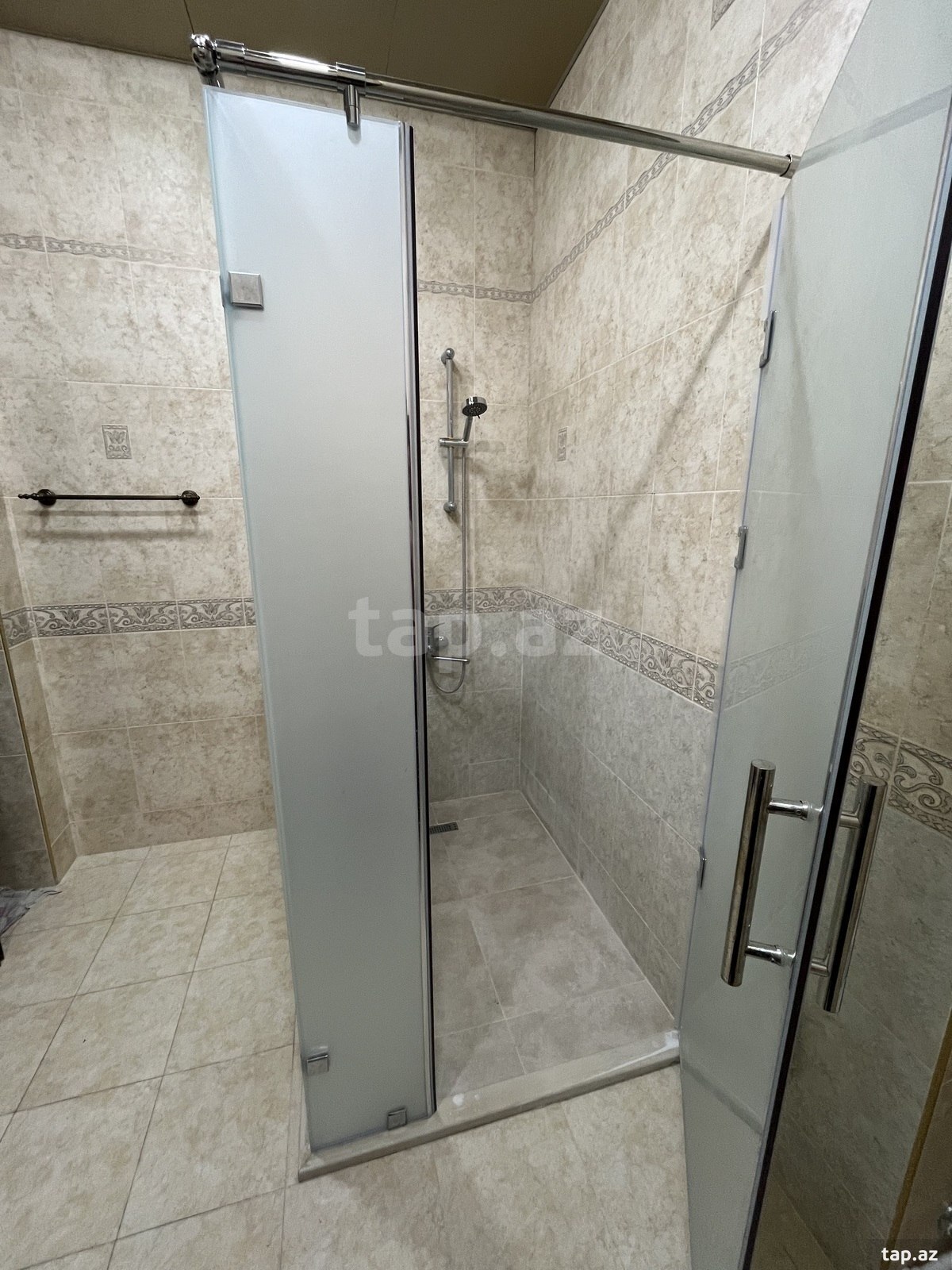 4-otaqlı yeni tikili kirayə verilir, Balababa Məcidov küç ., 143 m² (9)