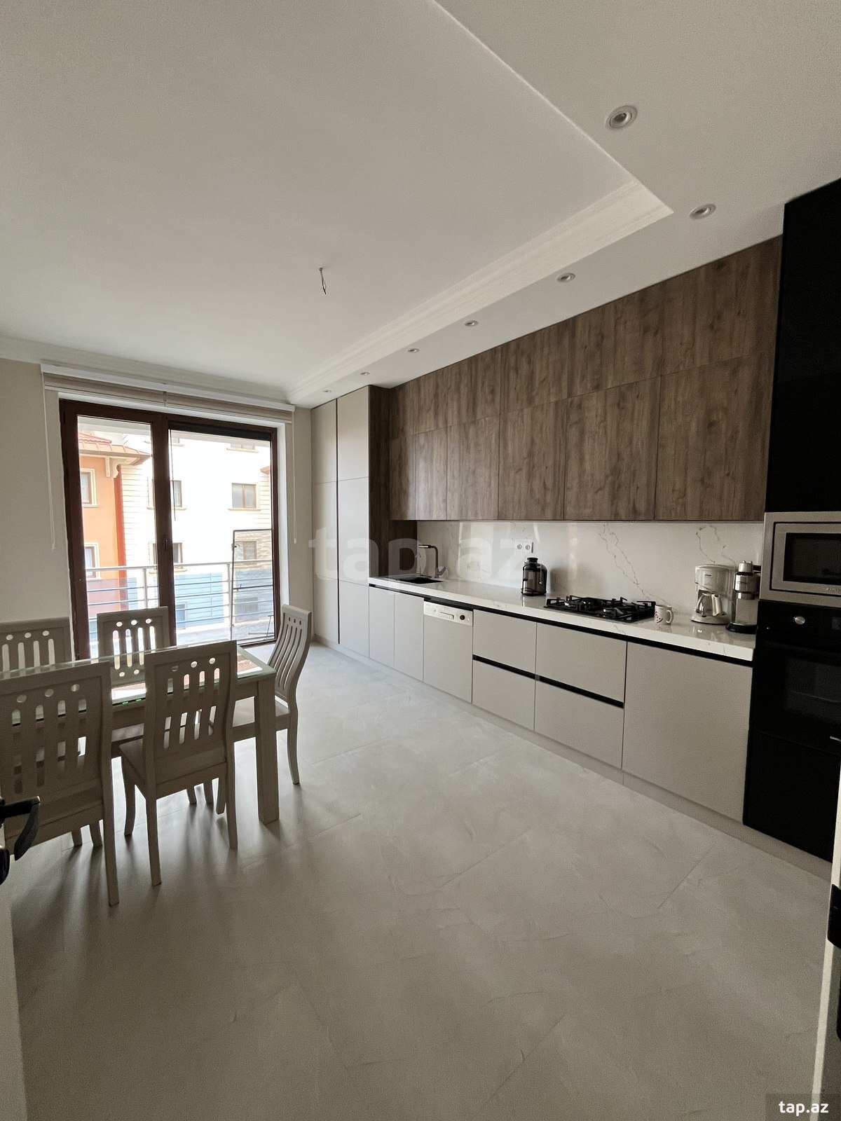 3-otaqlı yeni tikili kirayə verilir, Kazım Kazımzadə küç.,7 125 m² (23)