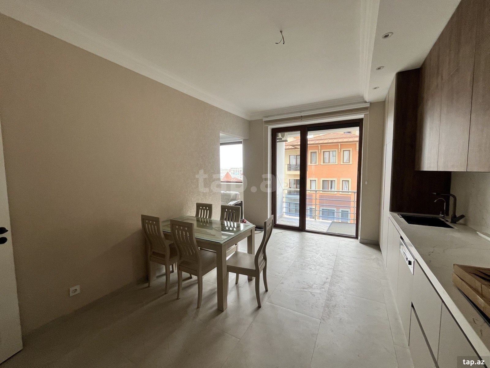 3-otaqlı yeni tikili kirayə verilir, Kazım Kazımzadə küç.,7 125 m² (22)