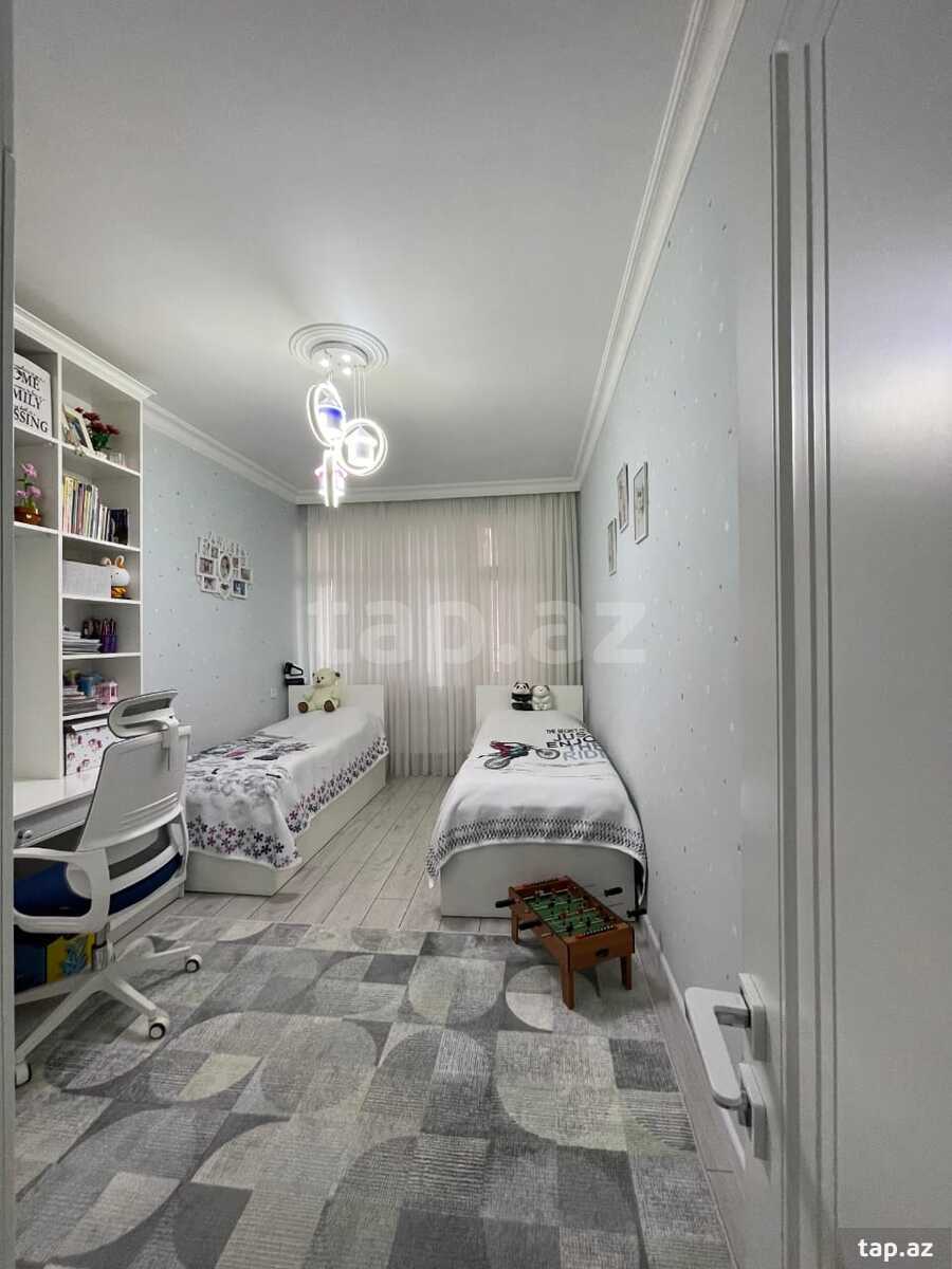 3-otaqlı yeni tikili, General Əliağa Şıxlinski küç., 110 m² (14)