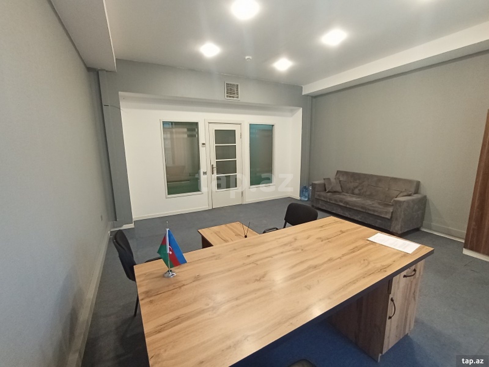 Ofis icarəyə verilir, Nerimanov r., Əhməd Rəcəblu küç., Biznes Merkez (5)