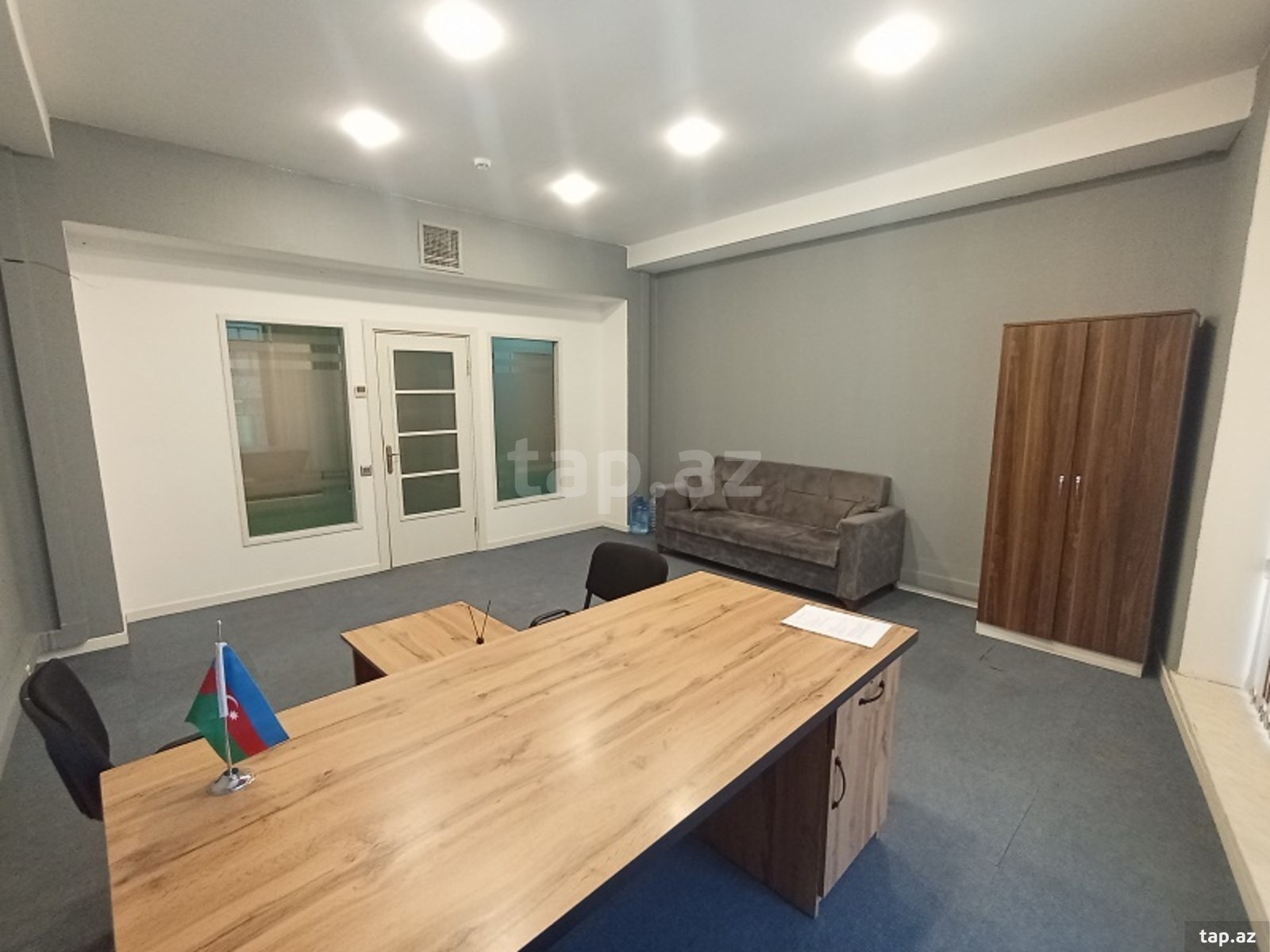 Ofis icarəyə verilir, Nerimanov r., Əhməd Rəcəblu küç., Biznes Merkez (9)