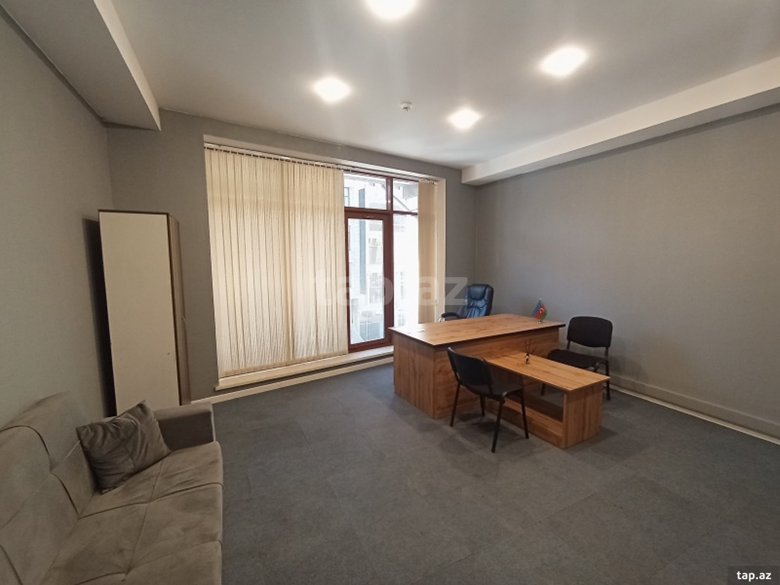 Ofis icarəyə verilir, Nerimanov r., Əhməd Rəcəblu küç., Biznes Merkez (2)