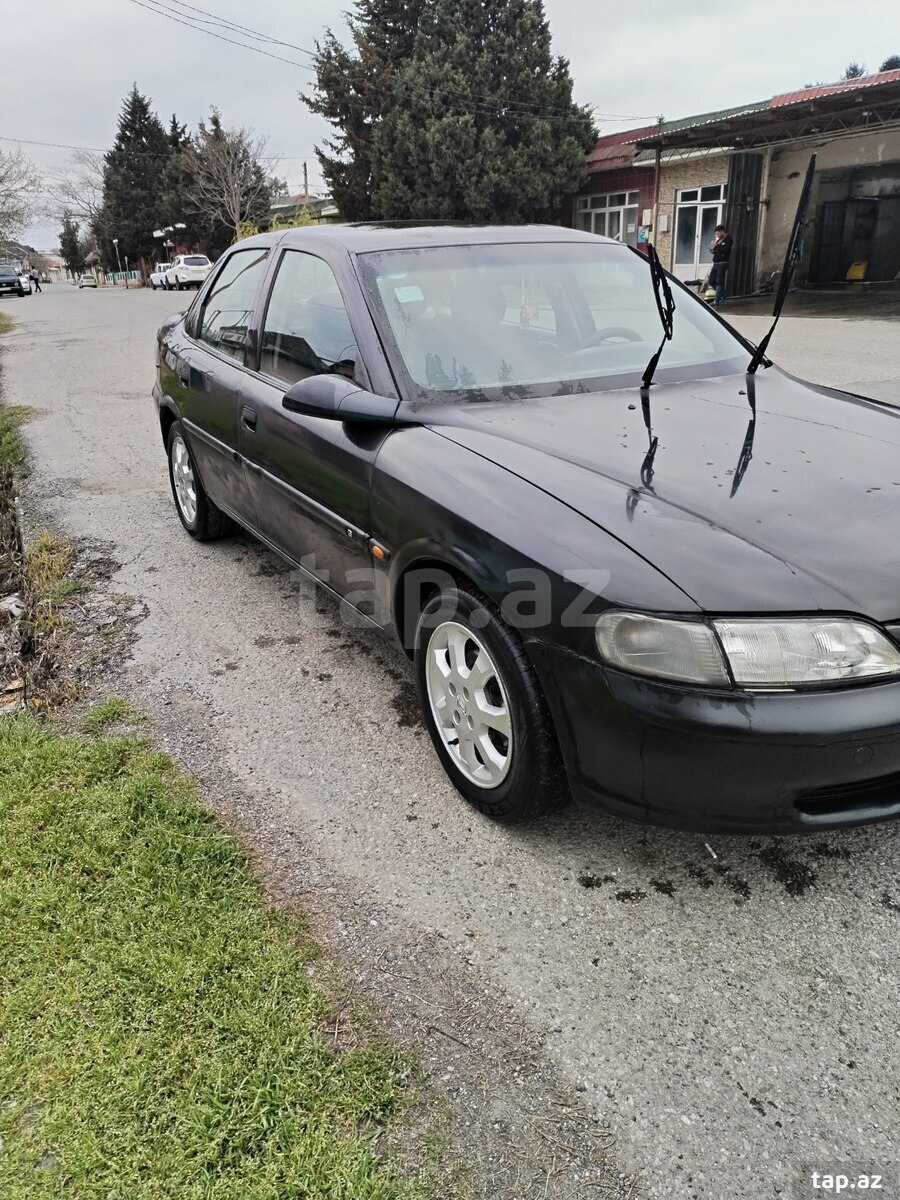Opel Vectra, 1996 il (12)