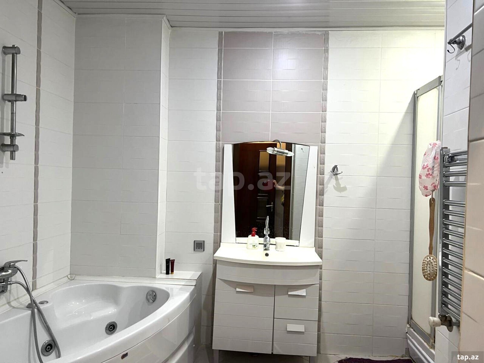 2-otaqlı yeni tikili, 28 May m., 120 m² (20)