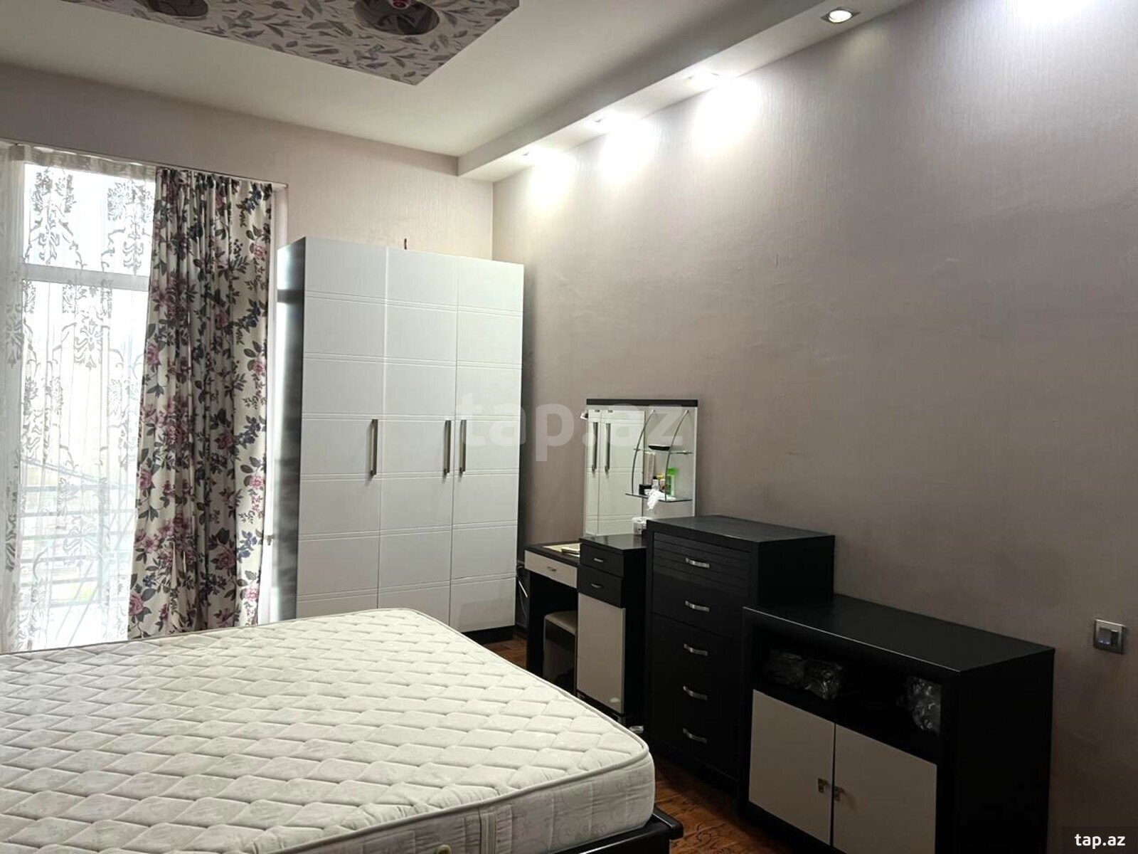 2-otaqlı yeni tikili, 28 May m., 120 m² (9)