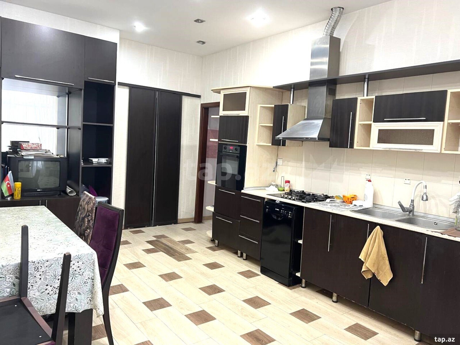 2-otaqlı yeni tikili, 28 May m., 120 m² (11)