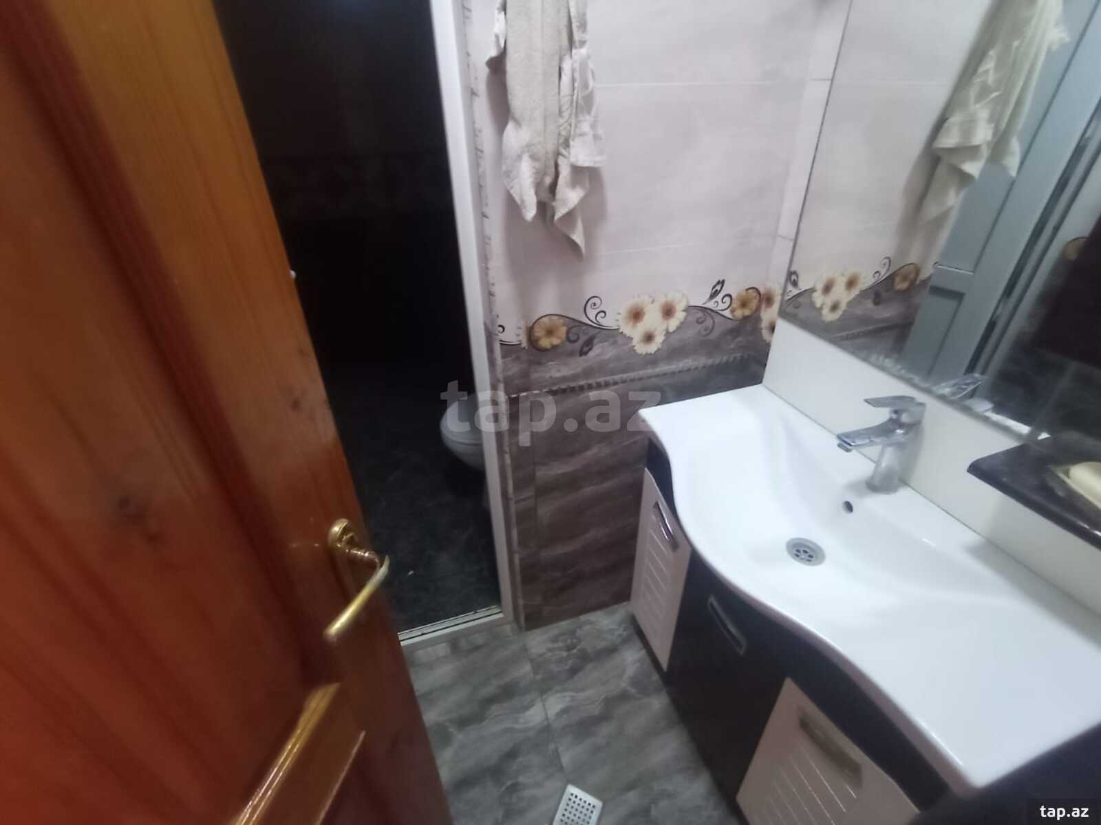 Həyət evi, Zabrat qəs. (11)