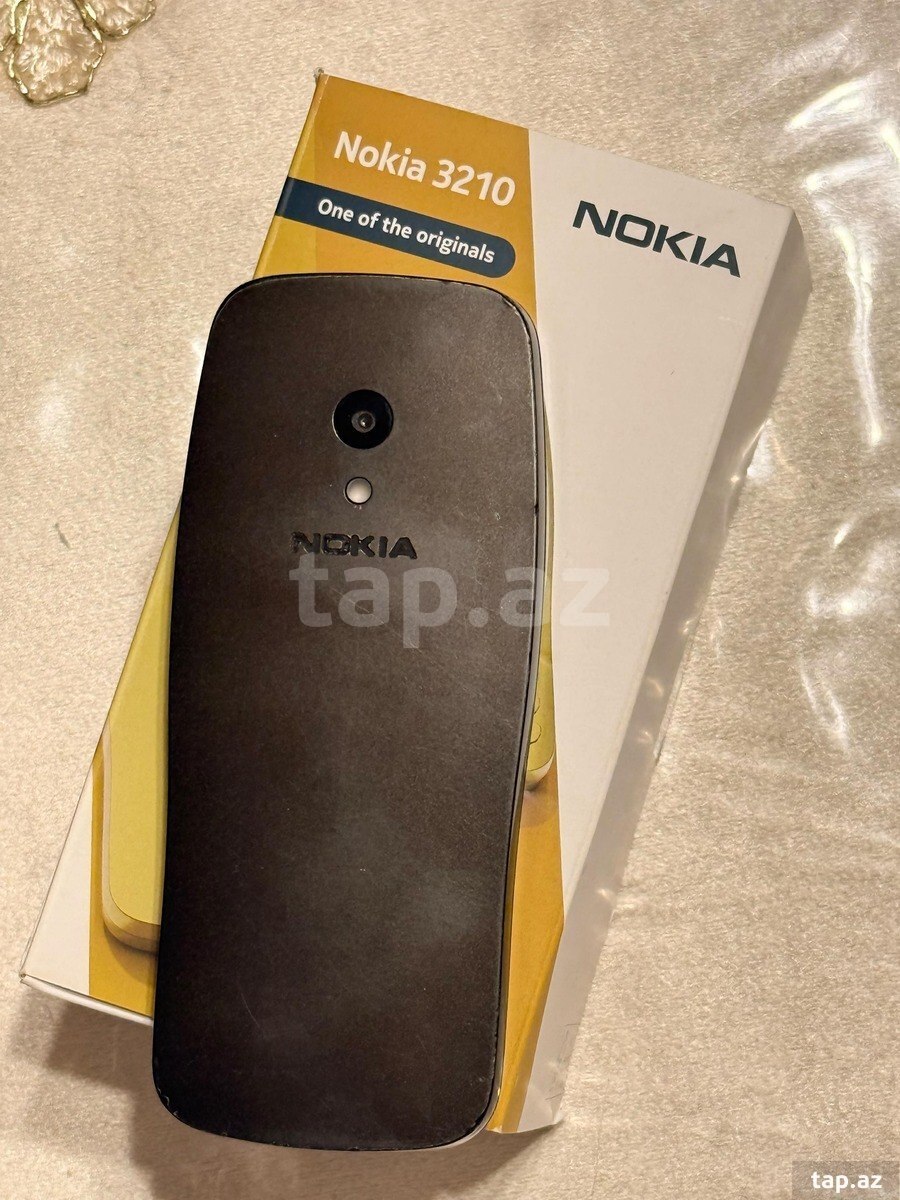 Nokia 3210 Grunge Black 128MB/64MB (2)