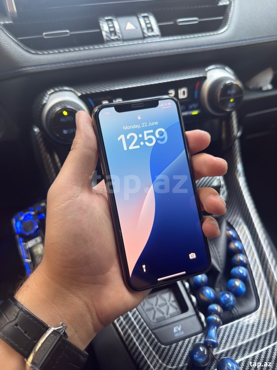 Apple iPhone XS Gold 64GB/4GB (2)