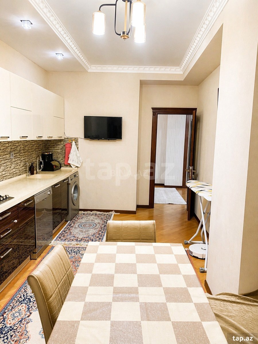 2-otaqlı yeni tikili, Təbriz küç., 117 m² (4)