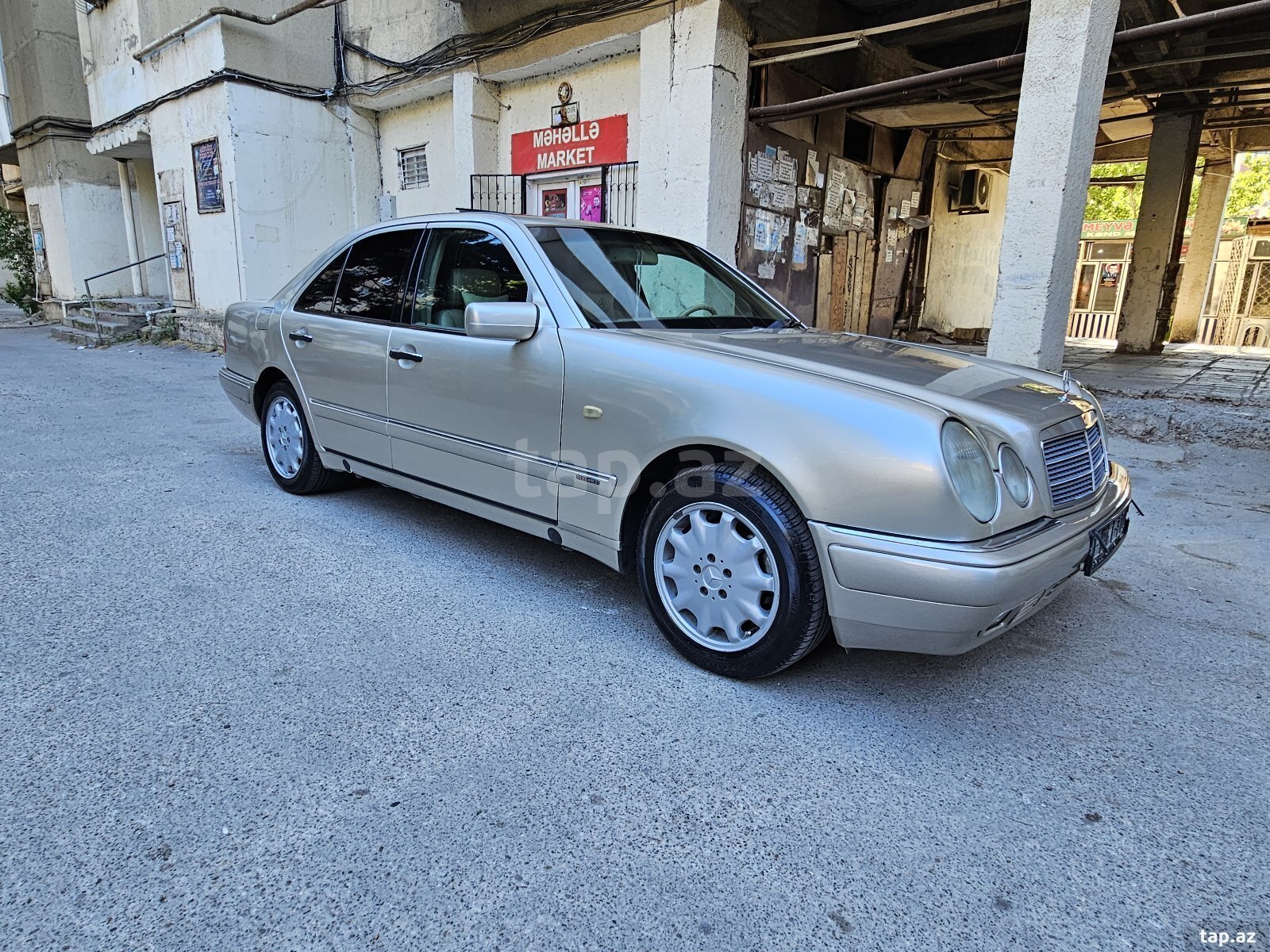 Mercedes E 280, 1998 il (2)