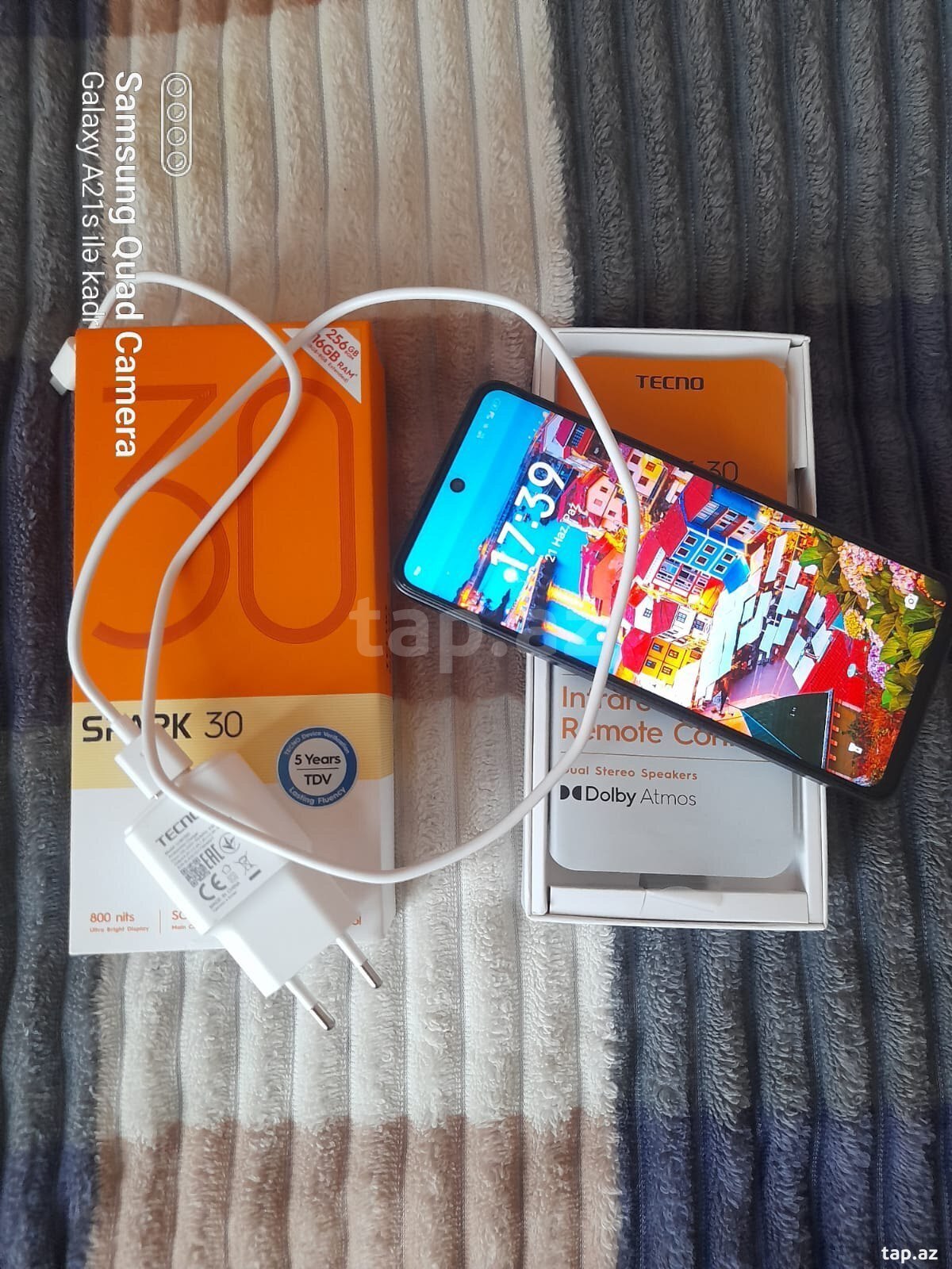 Tecno Spark 30 Stellar Shadow 256GB/8GB (2)