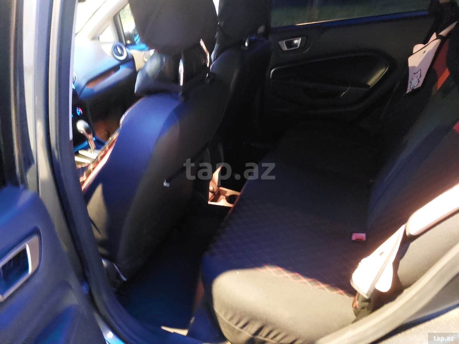 Ford Fiesta, 2015 il (10)