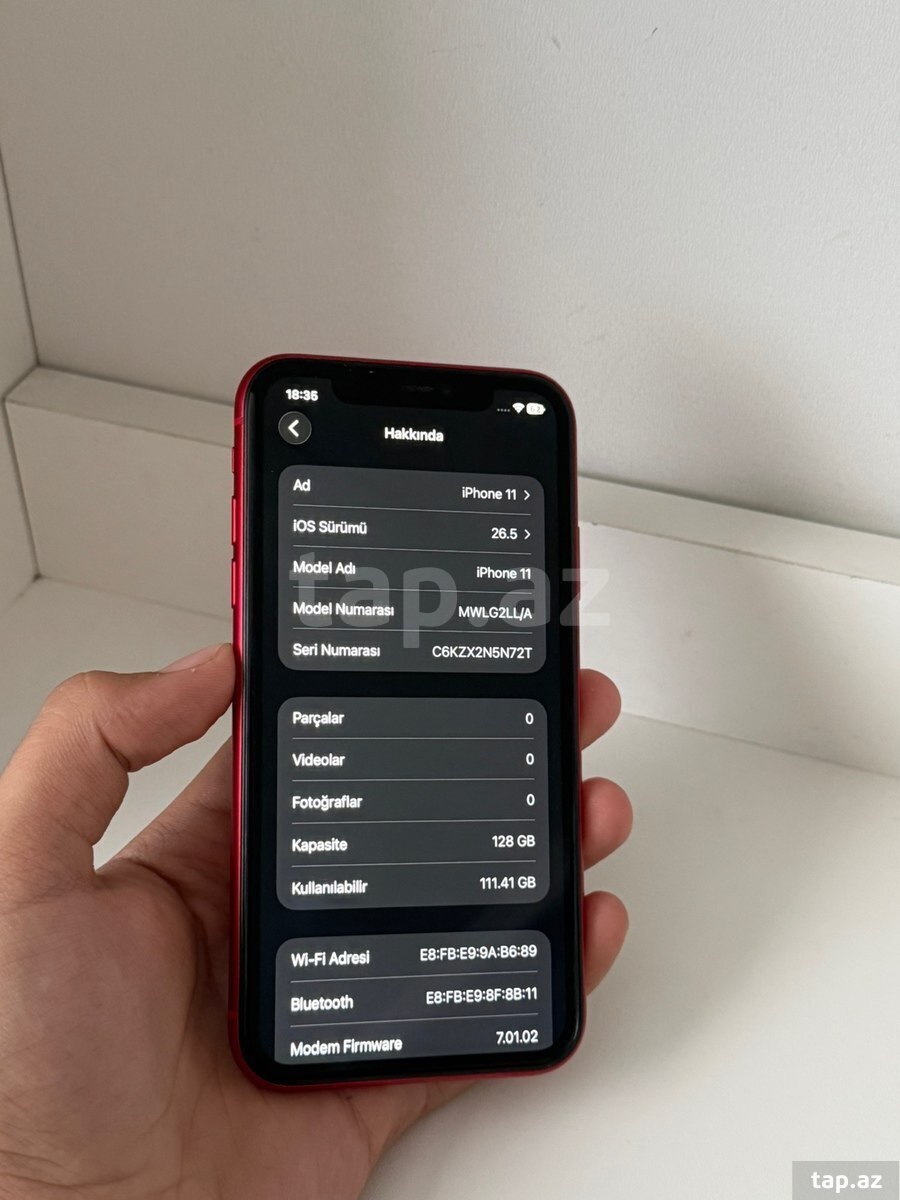 Apple iPhone 11 Red 128GB/4GB (8)