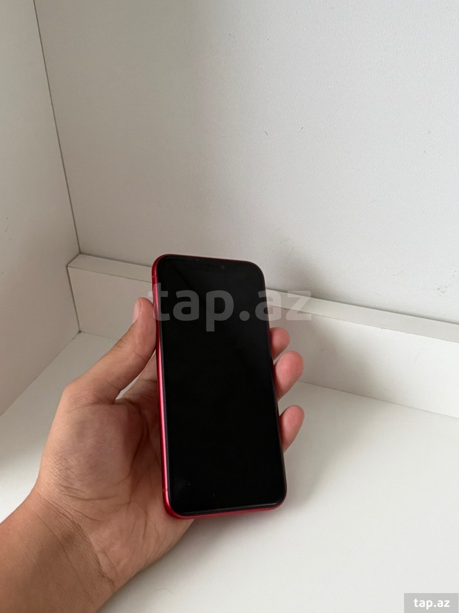 Apple iPhone 11 Red 128GB/4GB (6)
