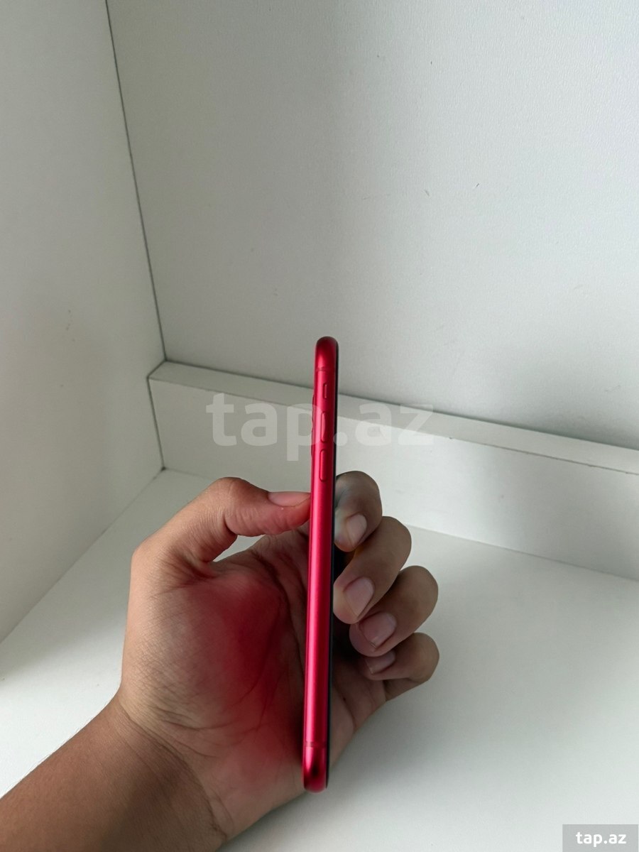 Apple iPhone 11 Red 128GB/4GB (4)