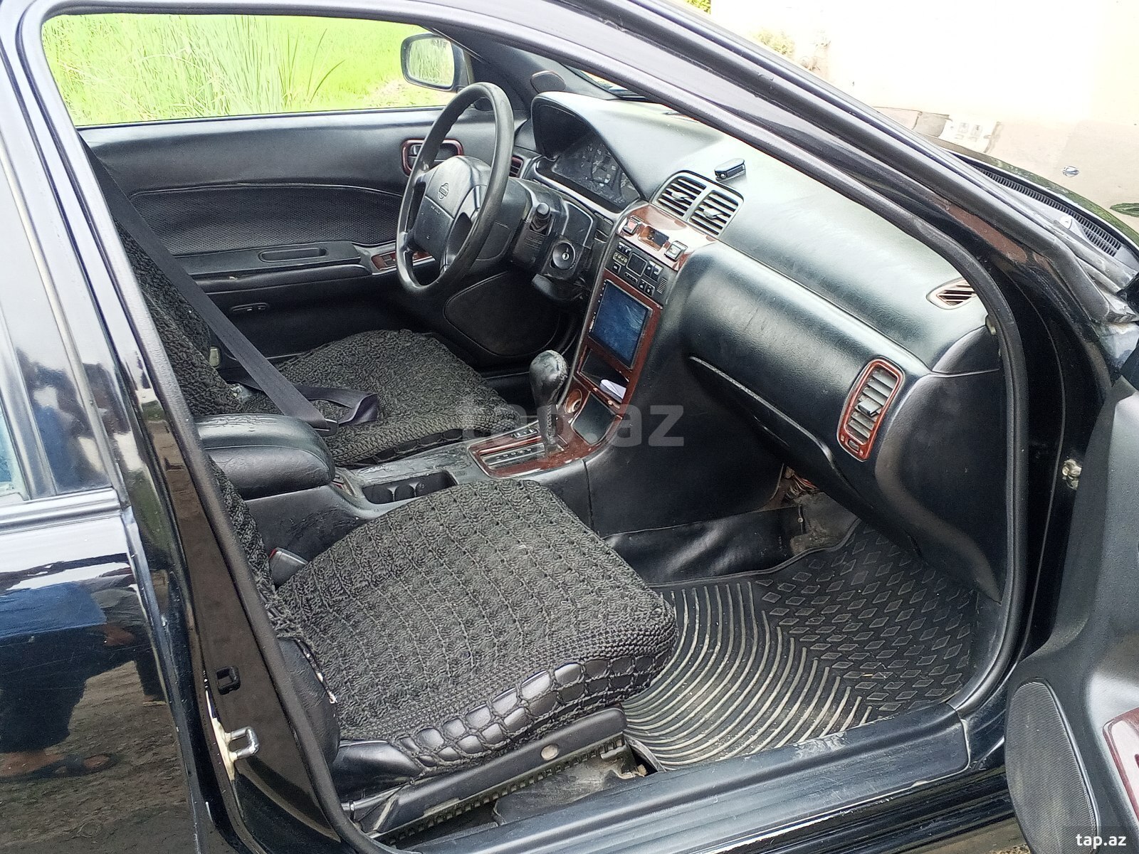 Nissan Maxima, 1996 il (15)