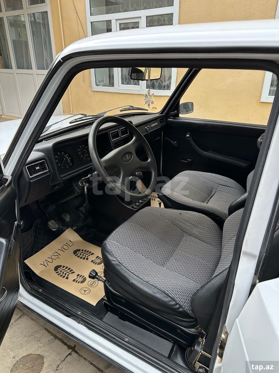 LADA (VAZ) 2107, 2005 il (16)