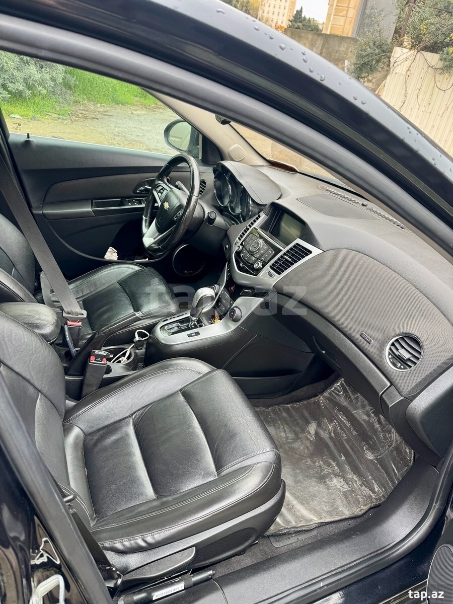 Chevrolet Cruze, 2011 il (12)