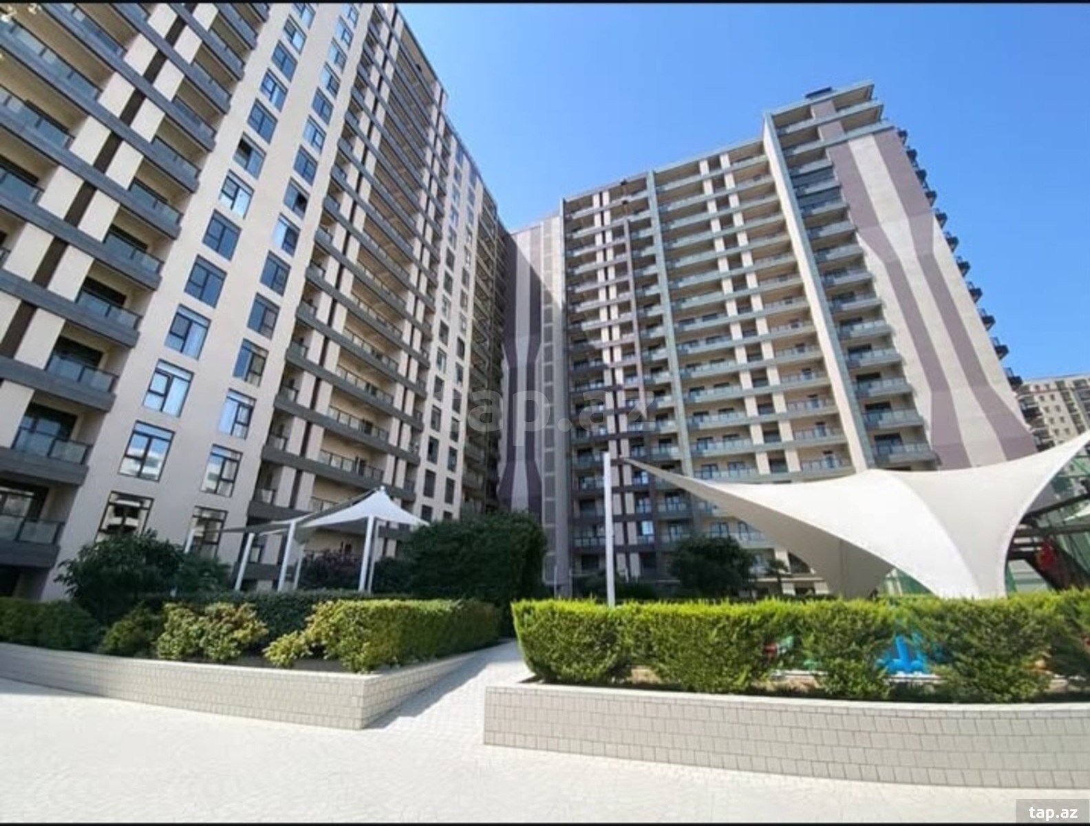 3-otaqlı yeni tikili, E. Akademiyası m., 185 m²