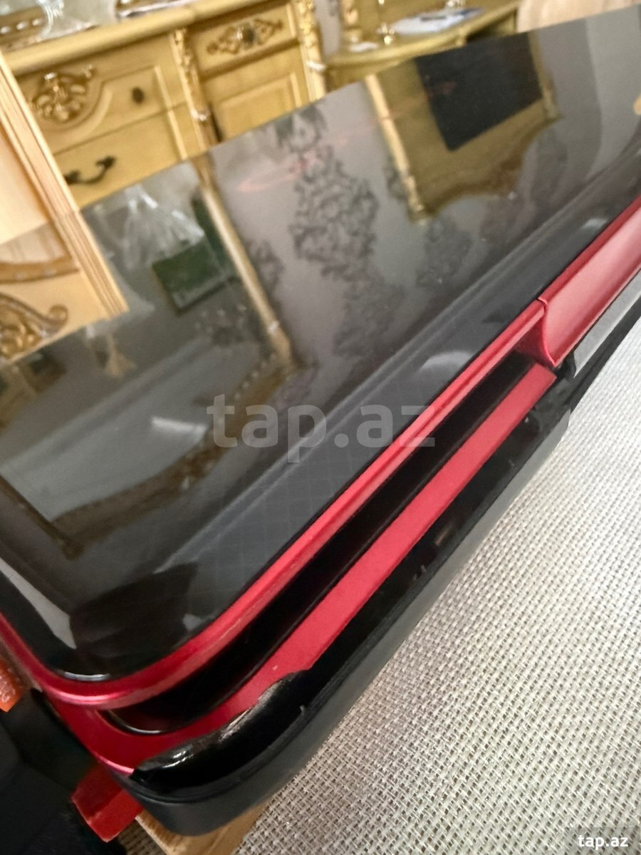 Toshiba Qosmio x505  (3)
