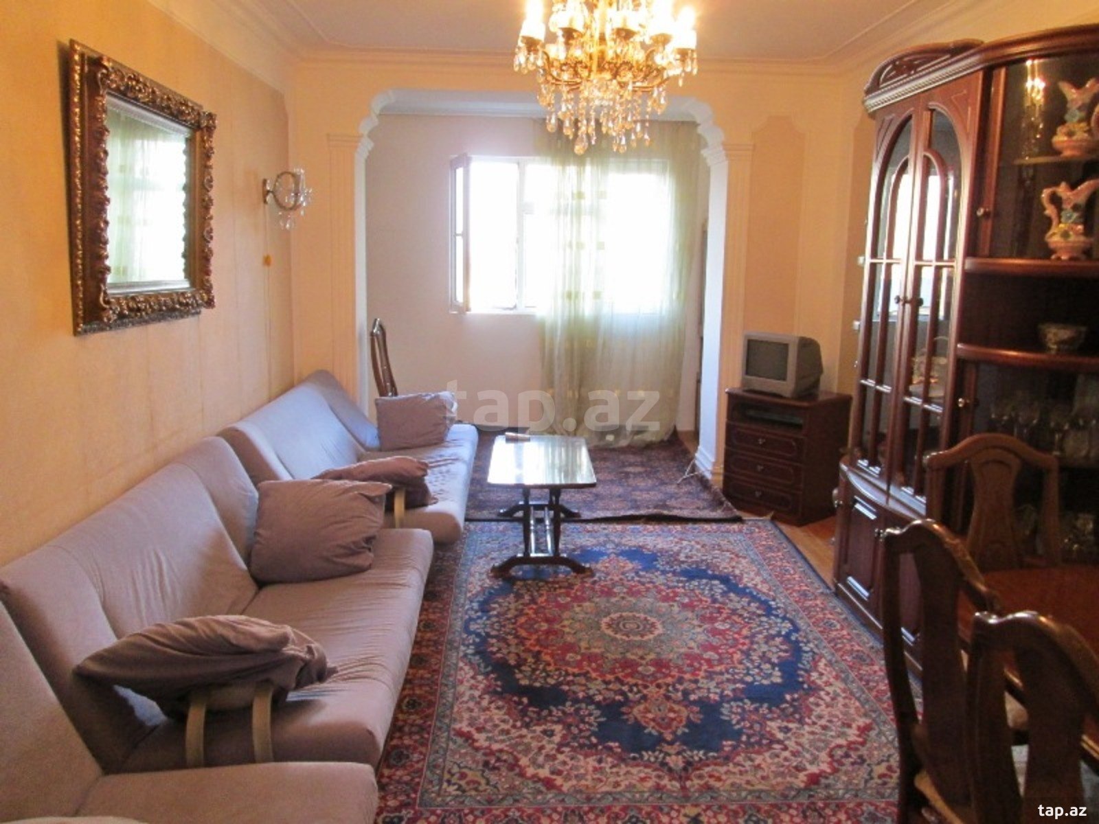 2-otaqlı mənzil kirayə verilir, Elmlər Akademiyası m., 60 m²