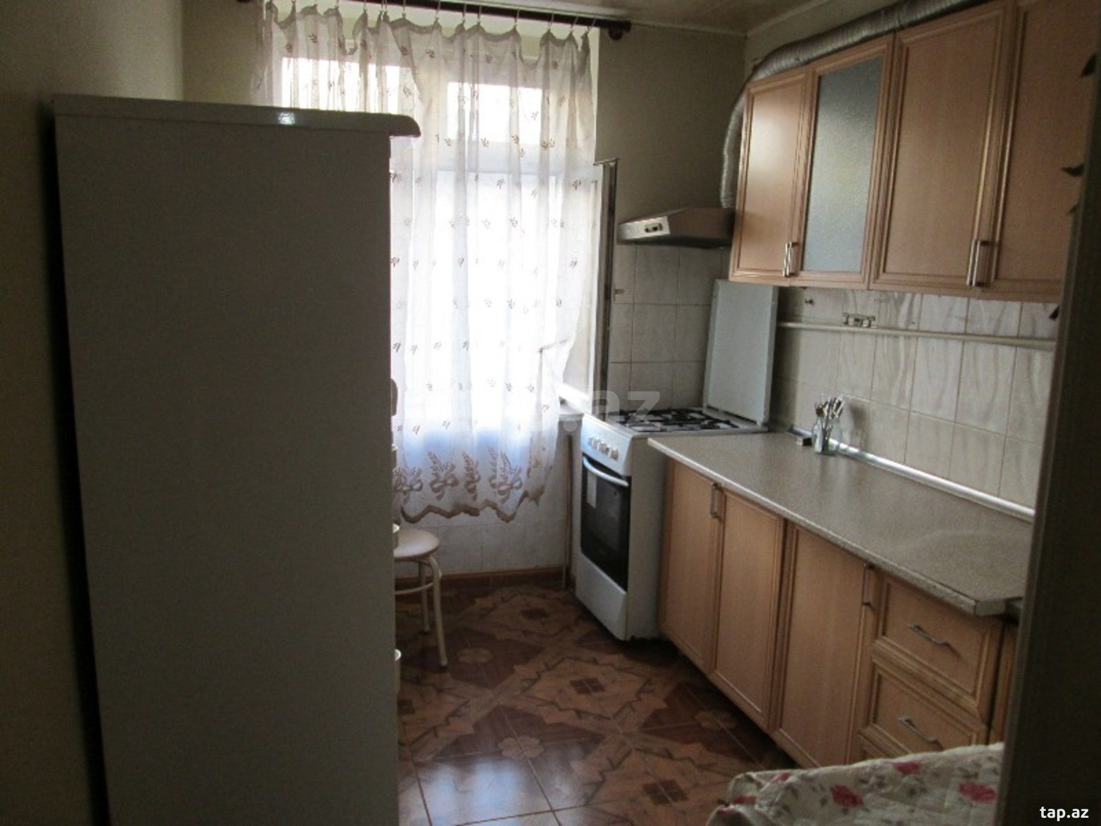2-otaqlı mənzil kirayə verilir, Elmlər Akademiyası m., 60 m² (2)
