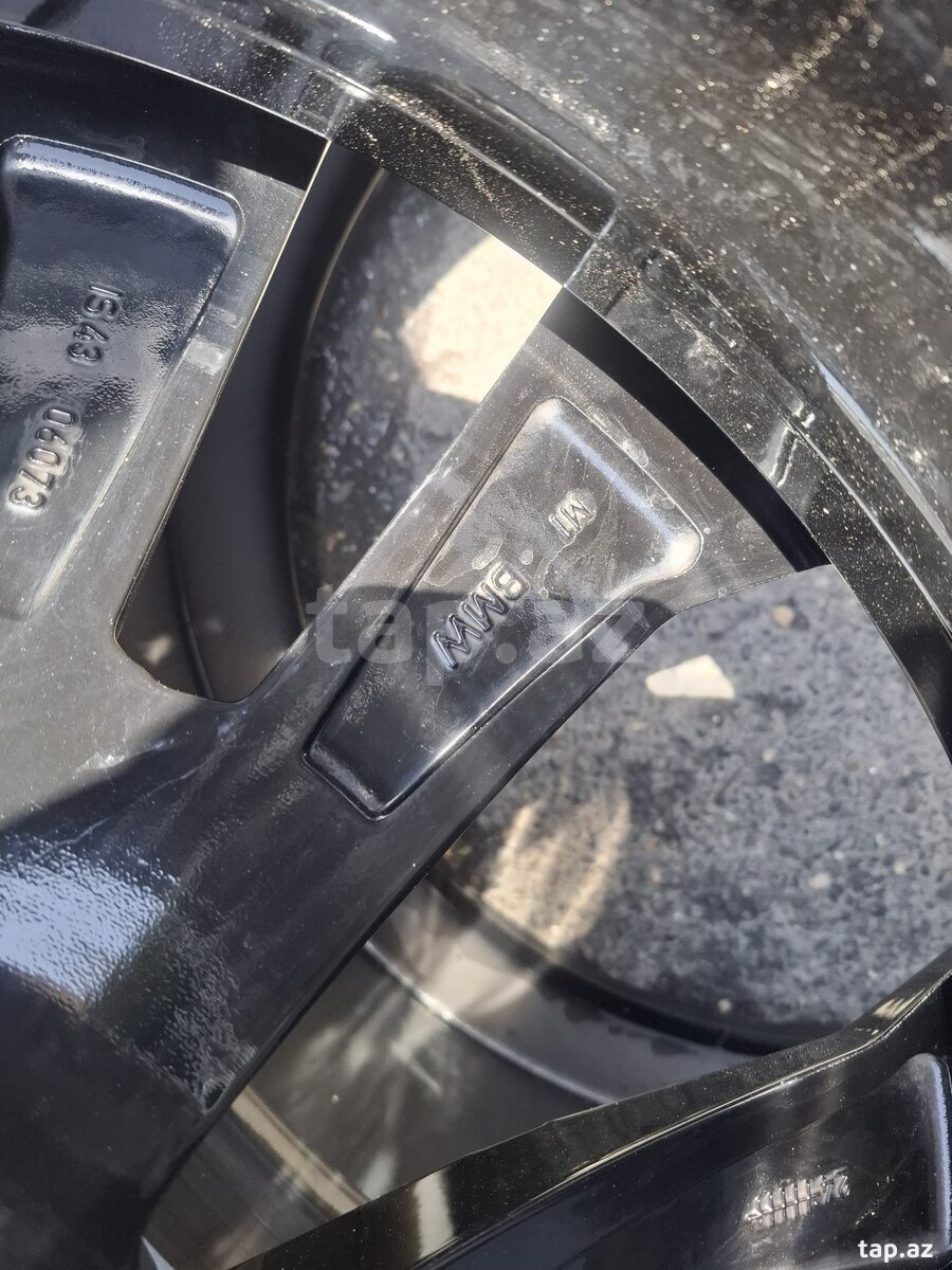 BMW X7 təkərləri R23 (5)