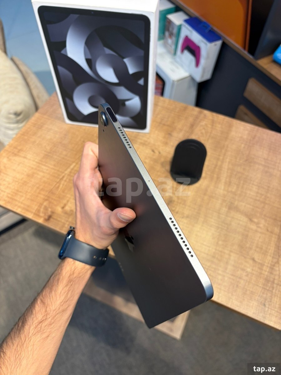 Apple iPad Air M1 Space Gray, 64GB (4)