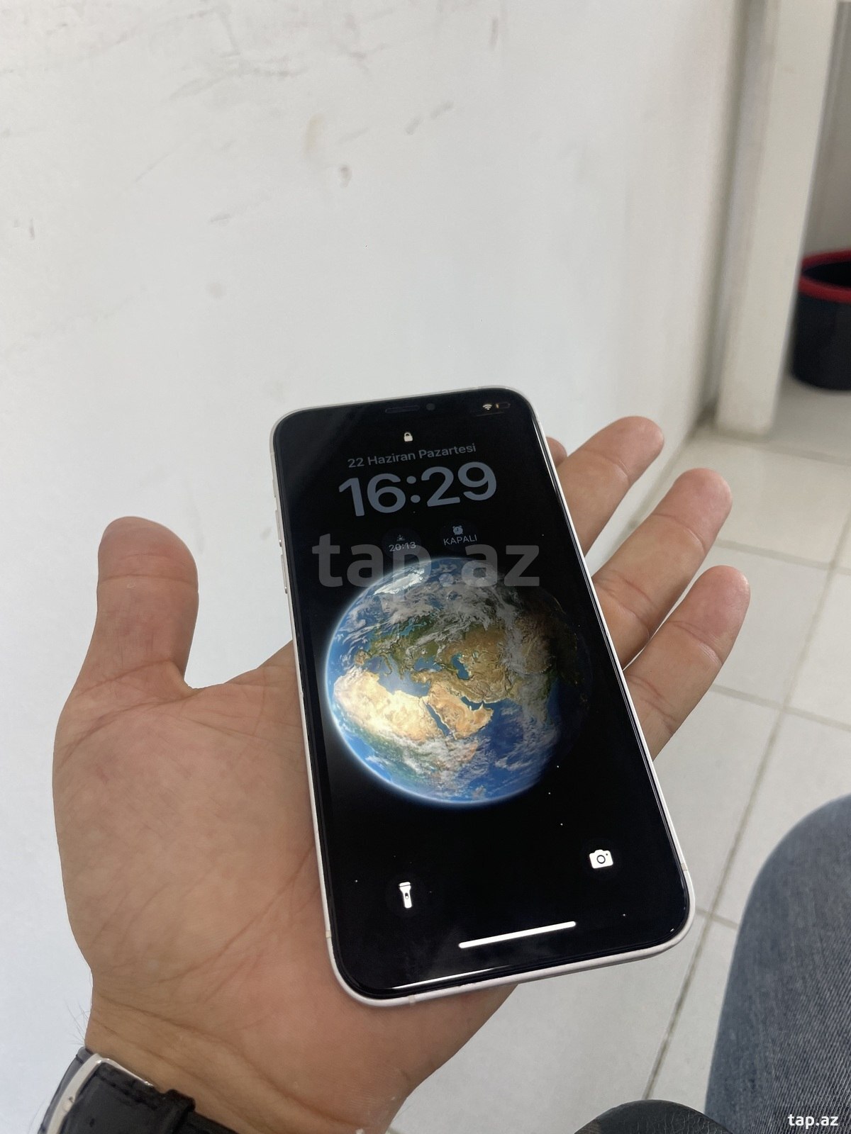 Apple iPhone XR White 64GB/3GB