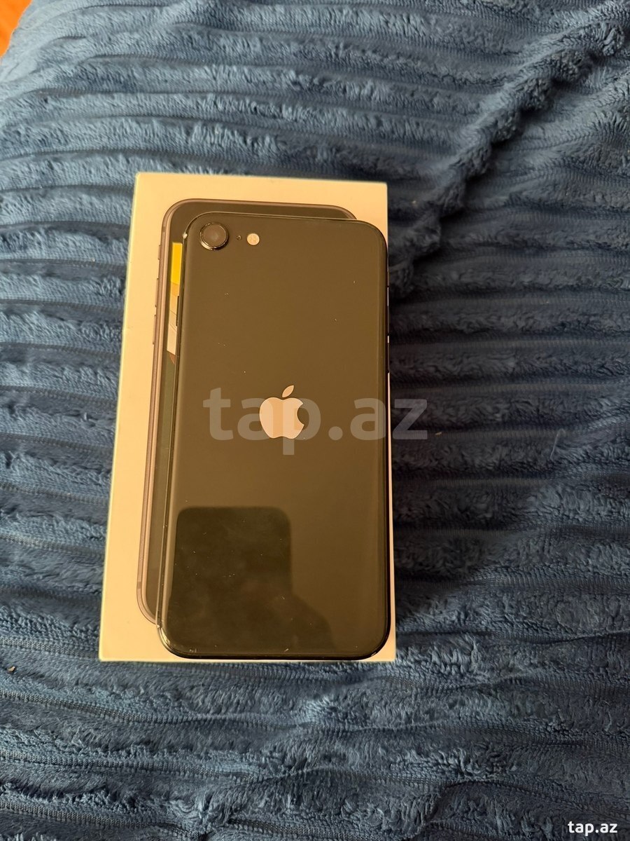 Apple iPhone SE (2020) Black 64GB/3GB (2)