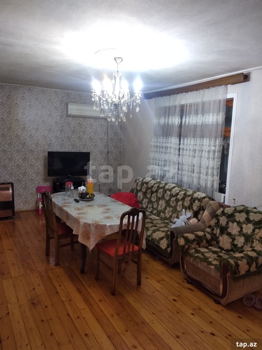Həyət evi, N. Abdullayev küç. 4/33a (11)