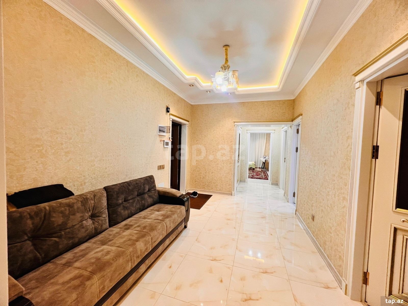 3-otaqlı yeni tikili kirayə verilir, İnşaatçılar m., 137 m² (3)