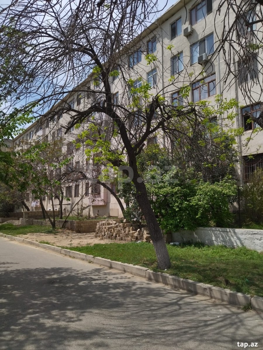 3-otaqlı mənzil kirayə verilir, Cavadxan küç. 31, 80 m²