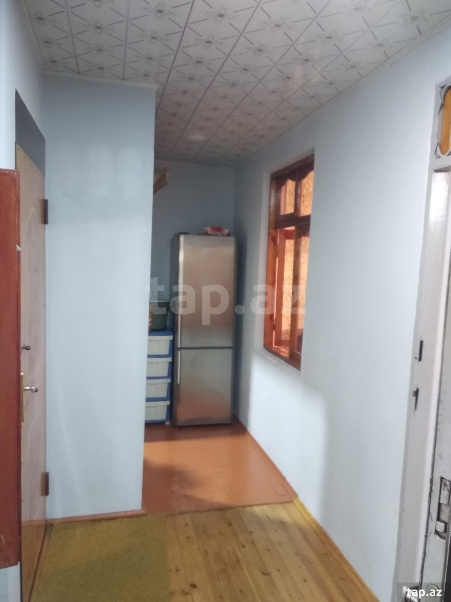 Həyət evi, N. Abdullayev küç. 4/33a (21)