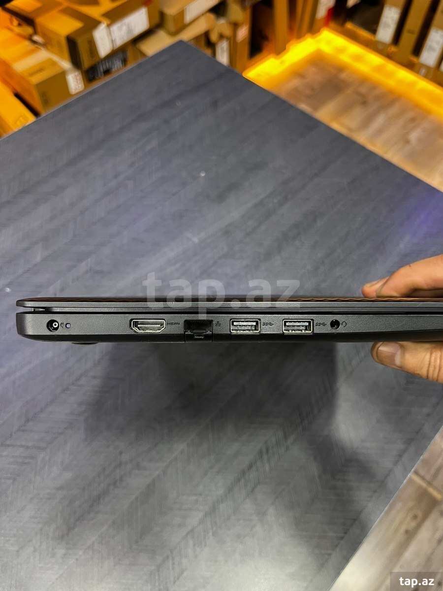 Dell Inspiron 3493 (4)
